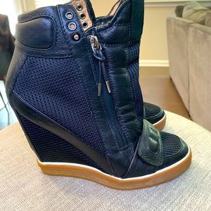 L.A.M.B. Wedge Sneakers “Nala”